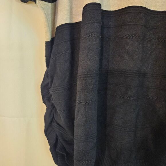 Avenue‎ Strip Sweater Size 22/24 - Picture 8 of 9